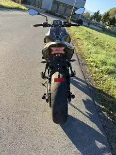 Kawasaki Z 650 Schwarz  Bild 4