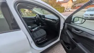 Ford Kuga Bild 2