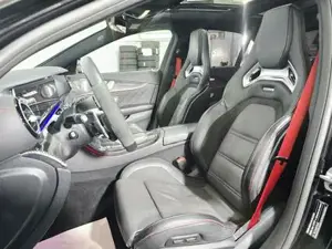 Mercedes-Benz E-Klasse Bild 11