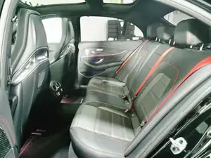 Mercedes-Benz E-Klasse Bild 12