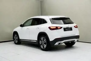Mercedes-Benz GLA 180 Bild 10