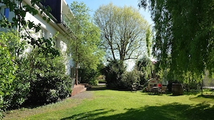 Gemütliche, voll möblierte Wohnung für die Kurzzeitnutzung im mittleren Rheintal Bild 4
