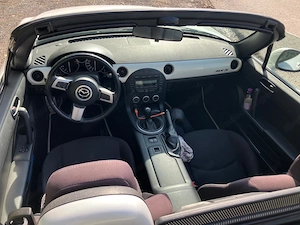 Mazda MX-5 1.8i, Sondermodell 20th Anniversary Bild 3