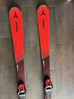 Neuwertiger Atomic Redster J4 160cm Bild 2