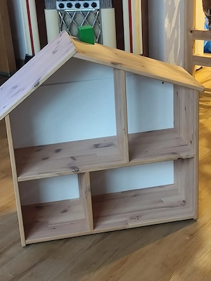 Ikea Regal -Puppenhaus 