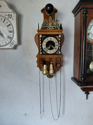Antike Wanduhr!