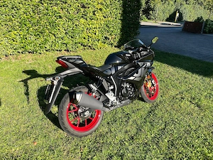 Motorrad Suzuki GSX-R125 Bild 4