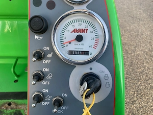 Avant 630 Kompaktlader Hoflader Hoftrac Minilader Bild 5