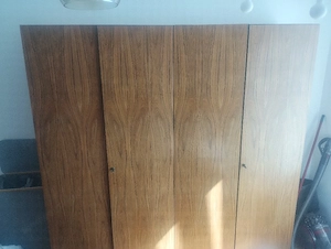 Nussbaum - Furnier Schrank (Walnuss)