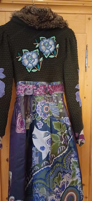 Toller Desigual Mantel Bild 3