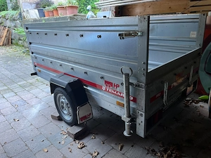 TEMARED PRO Anhänger   750 kg   abschließbarer Aludeckel   Doppelbordwand   EZ 2025 Bild 2
