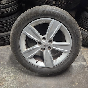 Peugeot 4007 komplett  Räder auf Sommerreifen  Bild 3