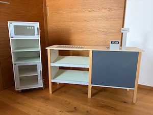 Musterkind Holzkaufladen im Komplettset inkl. Einkaufswagen und viel Zubehör - Top-Zustand! Bild 3