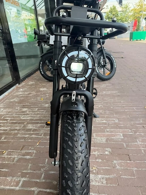 X80 Fatbike E-Bike schwarz Bild 4