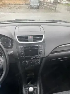 Suzuki Swift Allrad in sehr gepflegtem Zustand  Bild 6