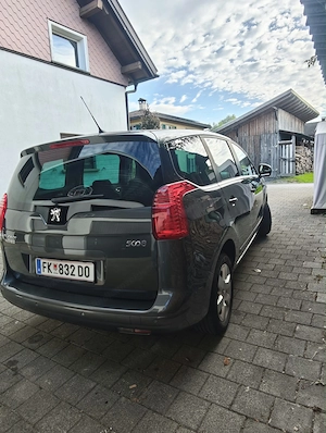 Verkaufe Peugeot 5008 Bild 2