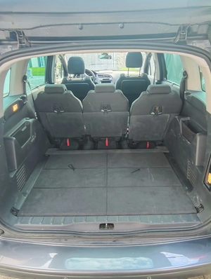Verkaufe Peugeot 5008 Bild 8