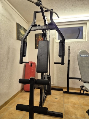 Homegym Kraftstation Vertex II mit Gewichtsblock