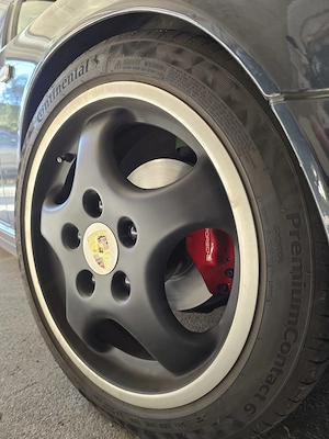 Sehr schöner Porsche 911 Targa mit Lederausstattung Bild 8
