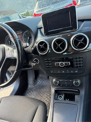 Mercedes B180 CDI Bild 2
