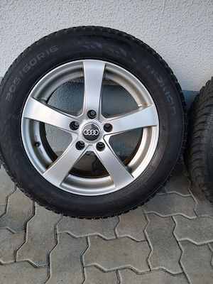Winterreifen mit Felgen von Audi A4 B8 Bild 2