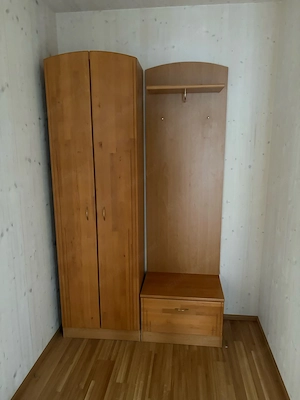Garderobe aus 3 Teilen Bild 2