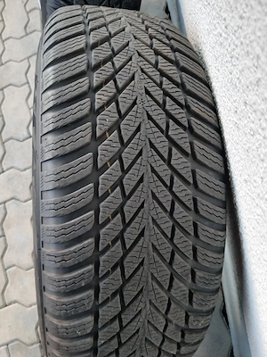 Winterreifen mit Felgen von Audi A4 B8 Bild 6