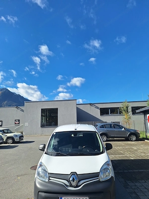 Renault Kangoo maxi 1.5 dci  AHK Bild 2