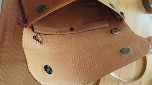 hübsche Handtasche aus Leder Bild 3