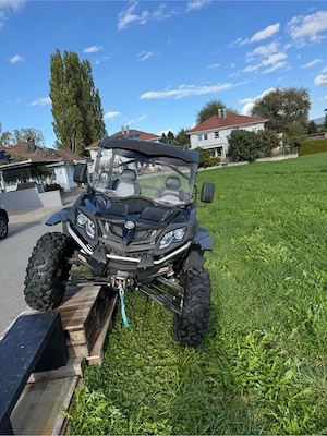 CF Moto 1000 Bild 3