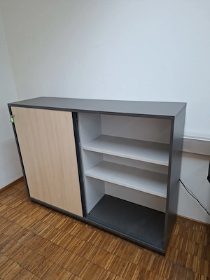 Schiebetürschrank in Ahorn Vulkangrau Bild 2