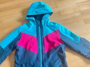2 schöne Mädchen Winterjacken Gr.152 Bild 7