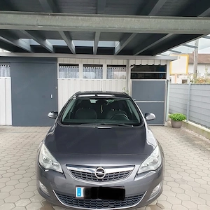 Opel Astra Bild 2