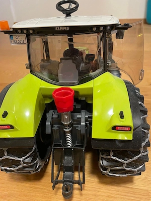 Bruder Claas Axion 950 mit Schneeketten und Pflug - Bruder 3018 Bild 5