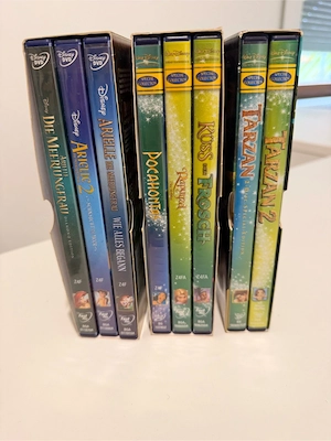 Große DVD-Sammlung   Disney Klassiker, Elvis Presley, Actionfilme & DVD-Boxen   Sehr guter Zustand Bild 4