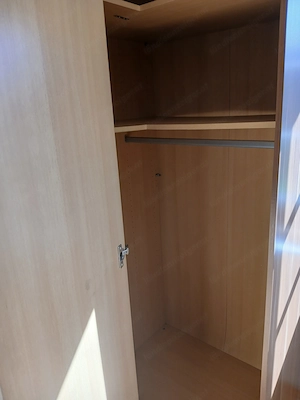 Verkaufe Eckschrank Bild 3