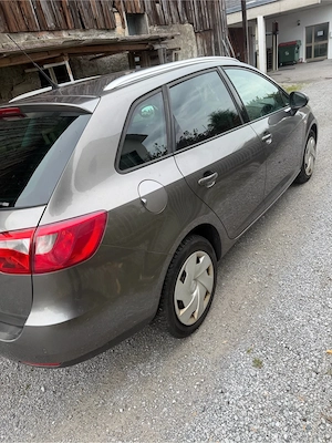 Für export!!seat ibiza 2013 bj tdi 1.6 motor 90 ps 211000 km 12 2026+4 tüv. auto ist voll fahbereit. Bild 4