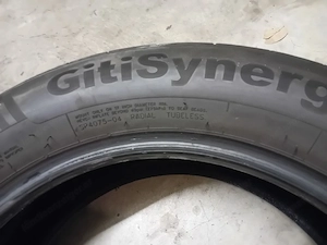 GitiSynergy H2 Sommüerreifen 215 55 R17 98H XL nur 2.000 km   TOP Zustand  Preis: 240   VB (für  Bild 2