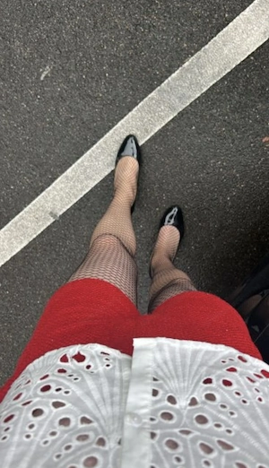Heiße Outdoor-Action: Suche Ihn für Oral & Handjob im Wald Park Bild 2