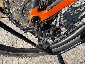 Trek Procaliber 9.8 Shimano XT Carbon Rahmen & Carbon Laufräder Bild 2