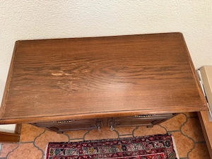 Kommode aus Holz Bild 4