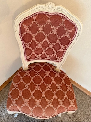 Stuhl und Hocker gepolstert - Polstermöbel Bild 2