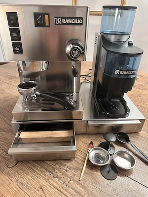   Rancilio Espressomaschine mit Kaffeemühle  Bild 2