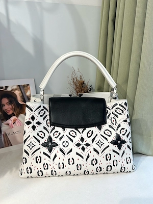 Louis Vuitton Capucines BB Weiß-Schwarz Monogram Top Handtasche Leder Auth Bild 4