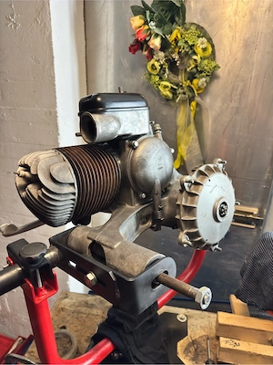 Vespa px 200 Motor Bild 2