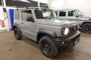 Suzuki Jimny Bild 2