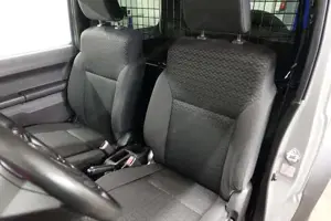 Suzuki Jimny Bild 9