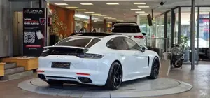 Porsche Panamera Bild 6