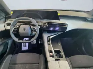 Peugeot 5008 Bild 8