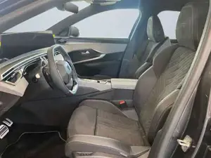 Peugeot 5008 Bild 6